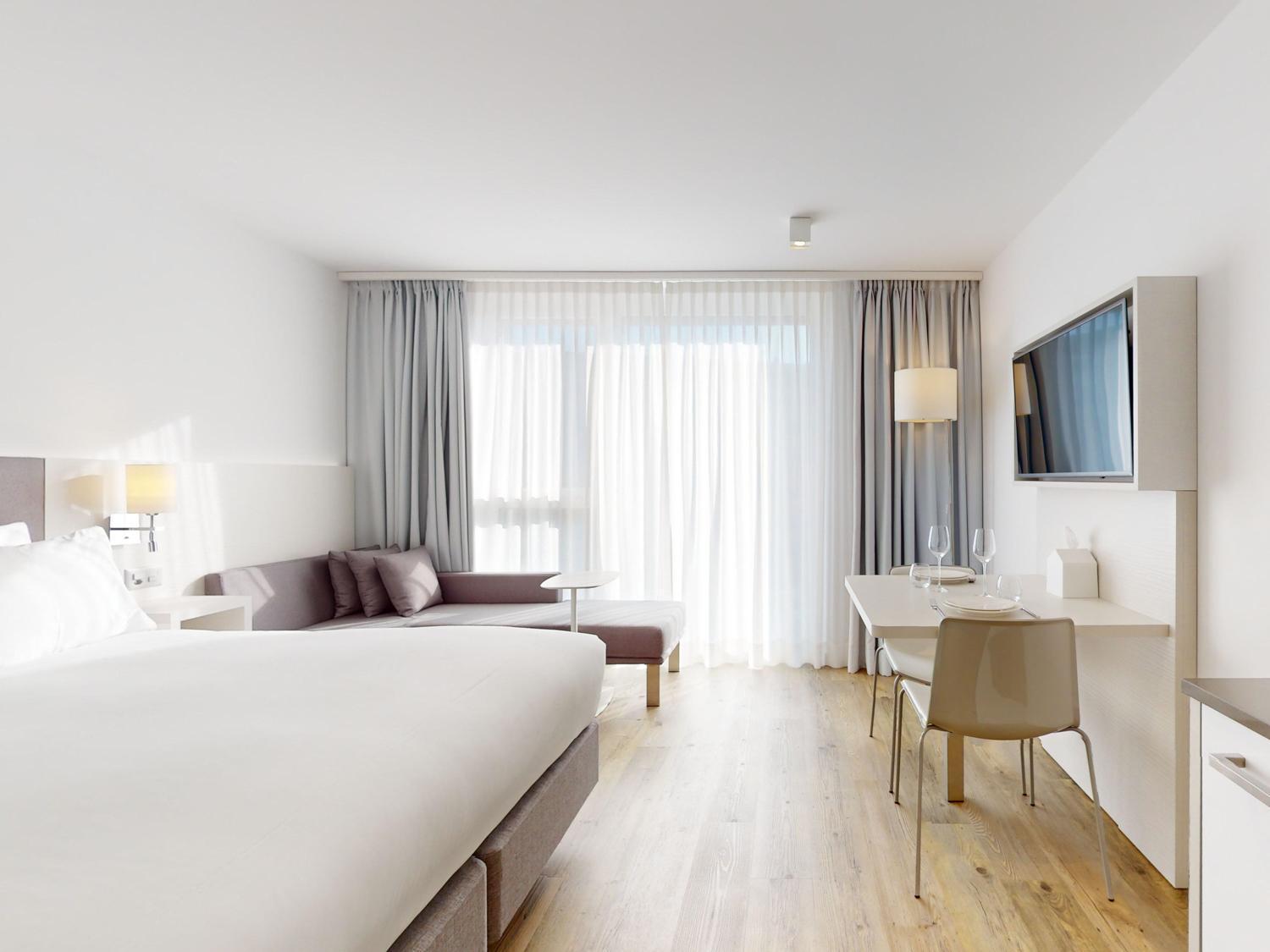 Nonanteneuf Appart Hotel Vevey - Contactless Check-In Екстер'єр фото